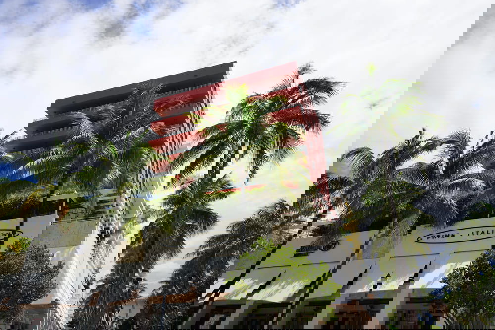 Bentley Beach  photo 2